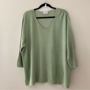 Sarah Arizona Knit 100%Rayon V neck Top Size 2X